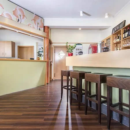 爱森纳赫宜必思酒店 酒店