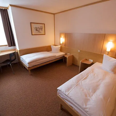 Ibis Hotel 2*