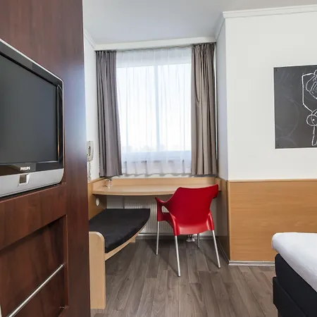 Ibis Hotel
