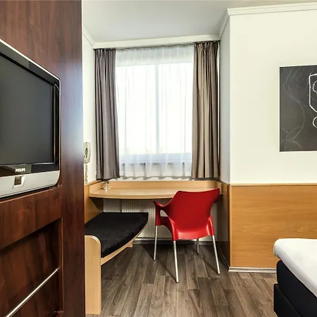 Hotel Ibis 2*